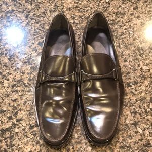 Tods brown slip on loafers